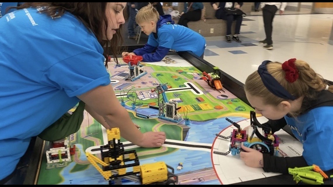 Best of the best compete in Lego robotics competition