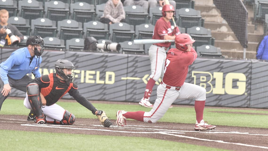 Nick Lewis fires complete game, WSU knocks off Oregon State 3-2 in Eugene Regional