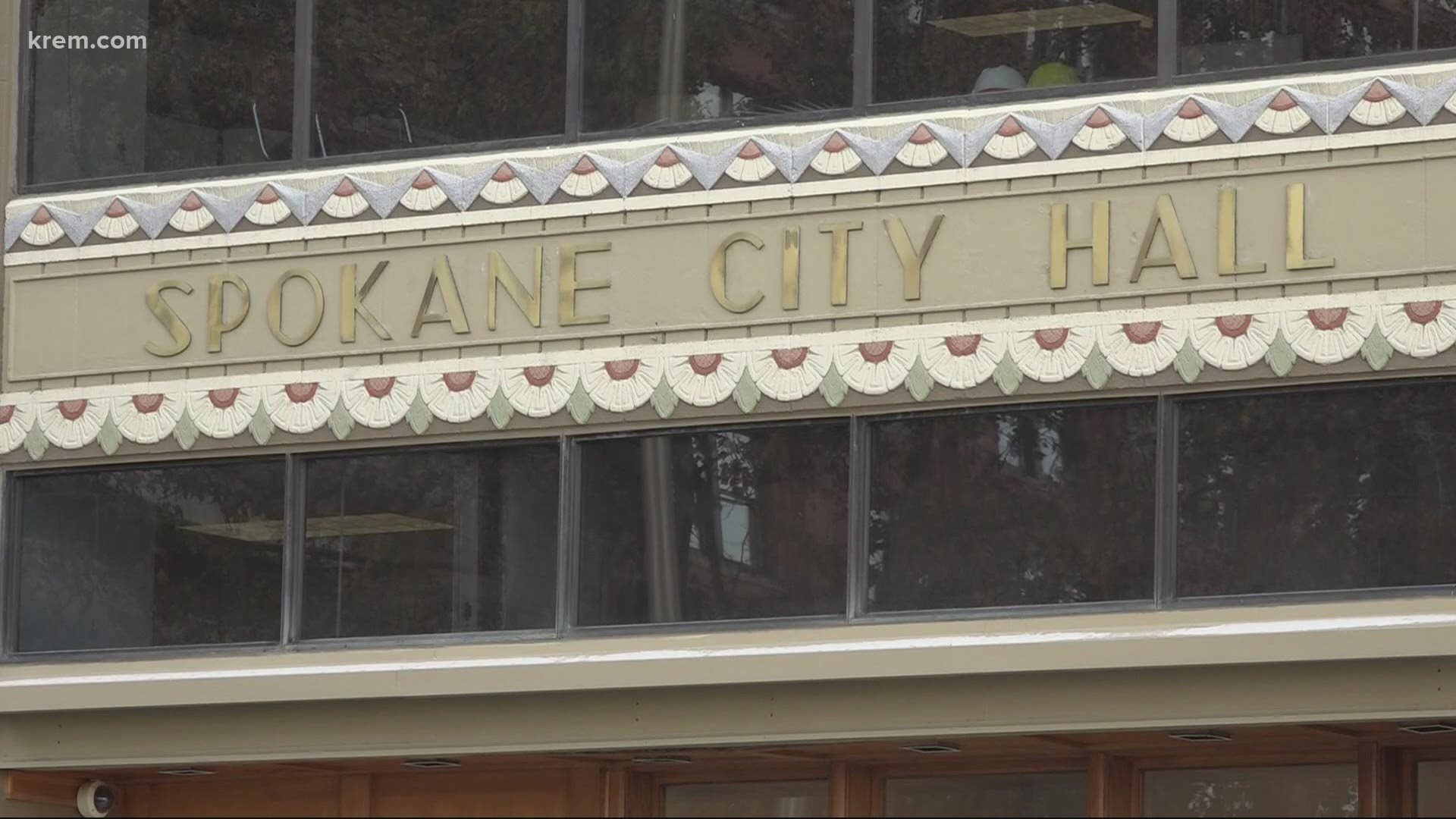 The state auditor's report identified potential conflicts of interest in two contracts for Spokane warming centers. They involve Ben Stuckart and Kelly Keenan.