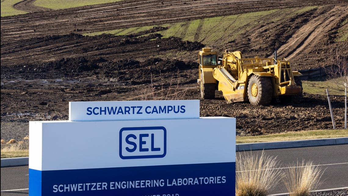 SEL begins work on new electronic device manufacturing facility in Moscow