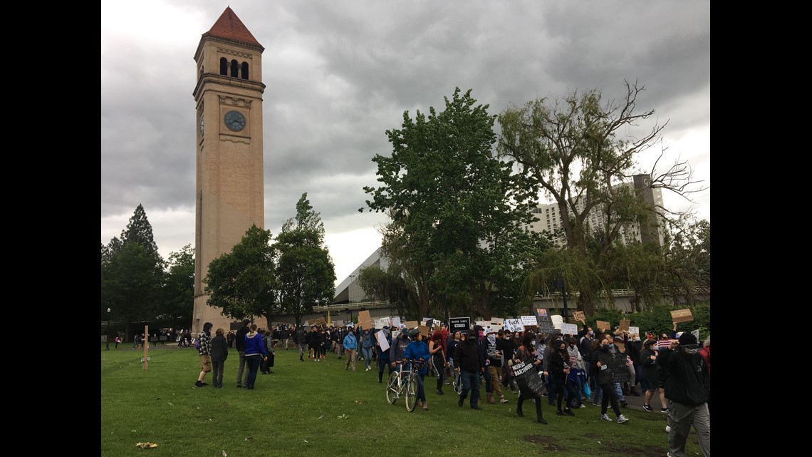 Protesters clash at a CDA school board meeting and more top stories on  Krem2 News at 10 p.m.