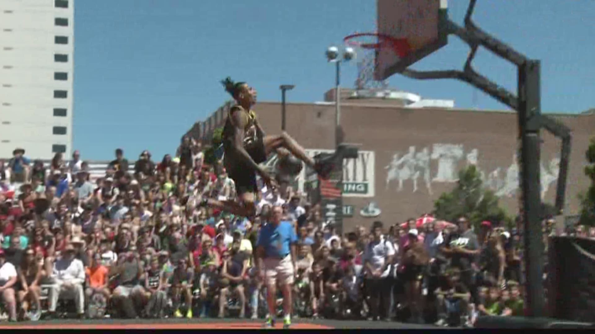 Plenty of dunkers came out to Hoopfest to show what they can do. We take a look at the qualifying round, as well as the Toyota Shootout.