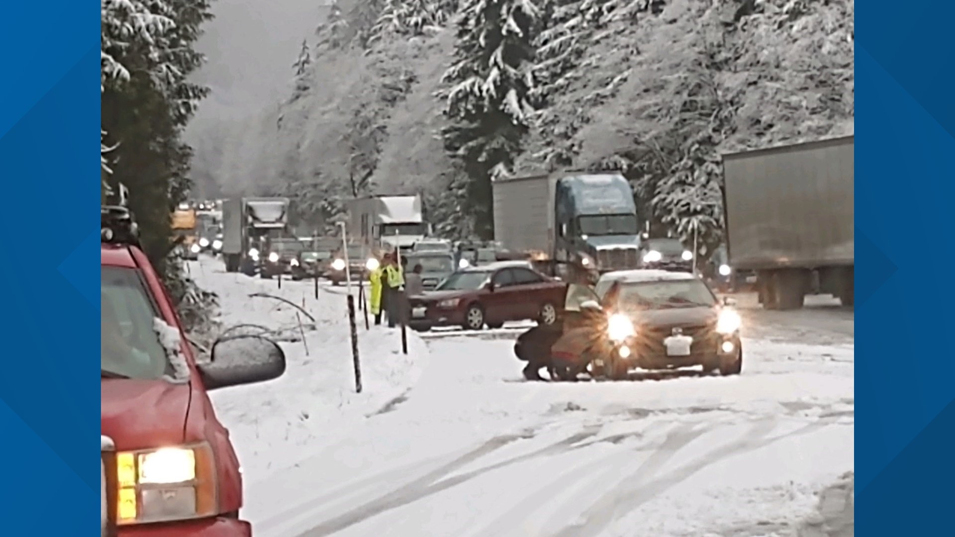 Eastbound lanes of Snoqualmie Pass reopened