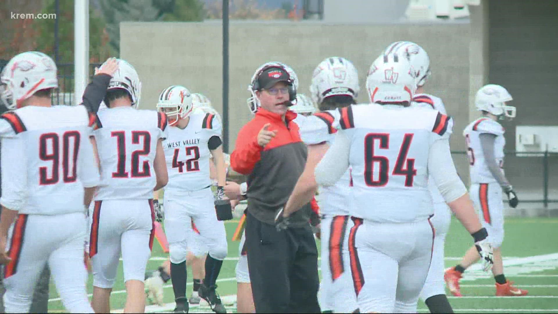 KREM 2 mic'd up West Valley's coach Whitney for their game against Rogers High School.