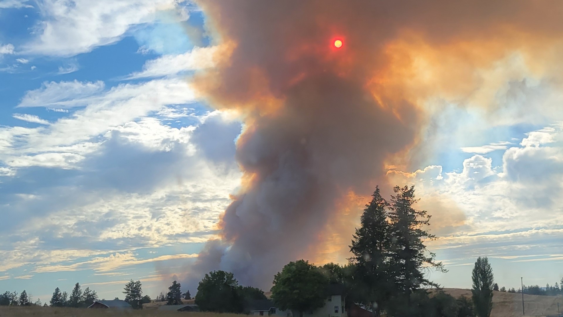 Seven Bays Fire All evacuation levels lifted