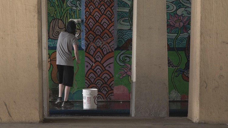 Volunteers beautify, spruce up downtown Spokane ahead of Bloomsday