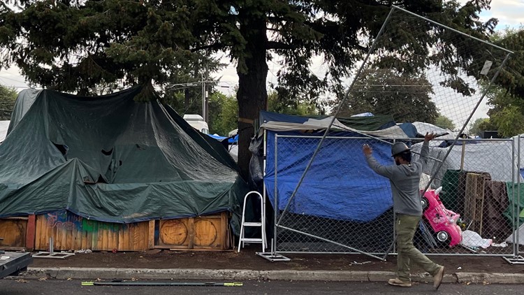 Fencing goes up at Spokane homeless camp