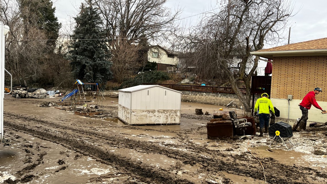 City of Lewiston issues boil water order, some schools closed Wednesday