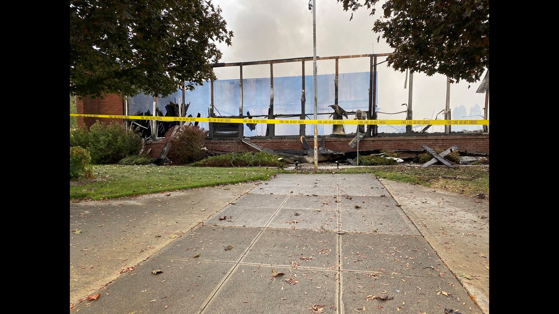 Almira Middle School destroyed in fire following power outage