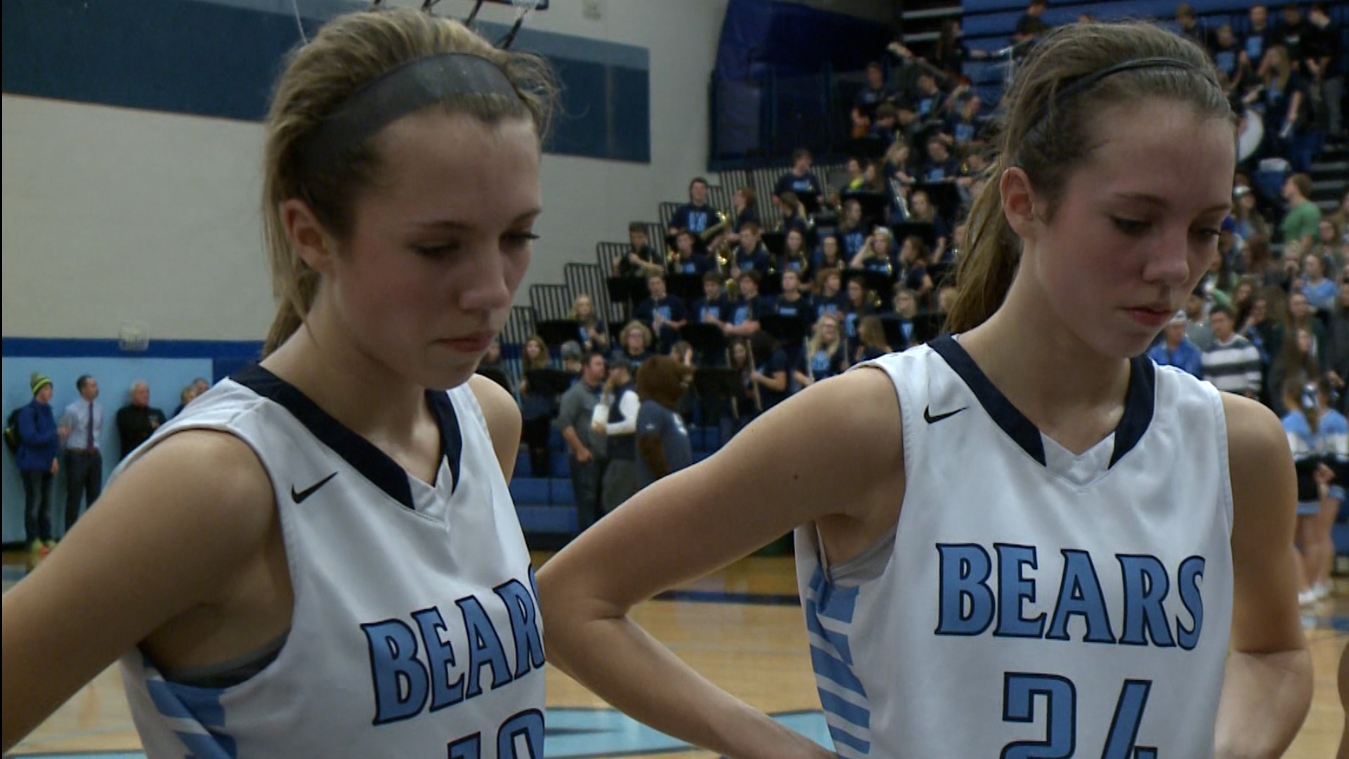 Lexie & Lacie Hull From Central Valley to star basketball players at