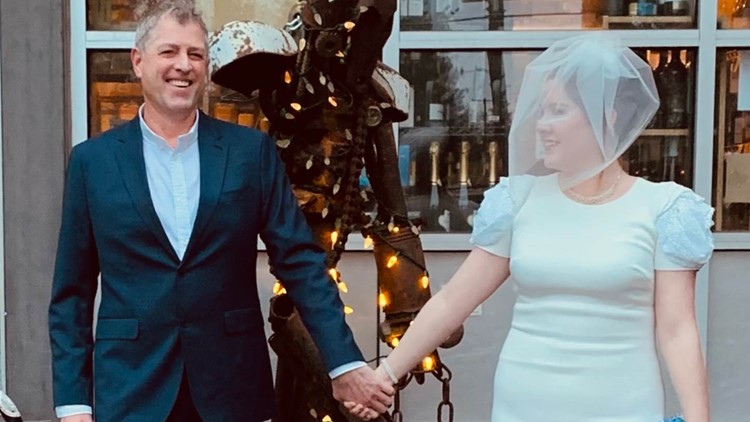 'This is kind of a special place to us' | Spokane couple gets married at iconic gas station