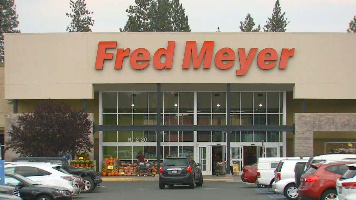 Fred Meyer, Washington State collaborate to provide free locking bags to prevent opioid misuse