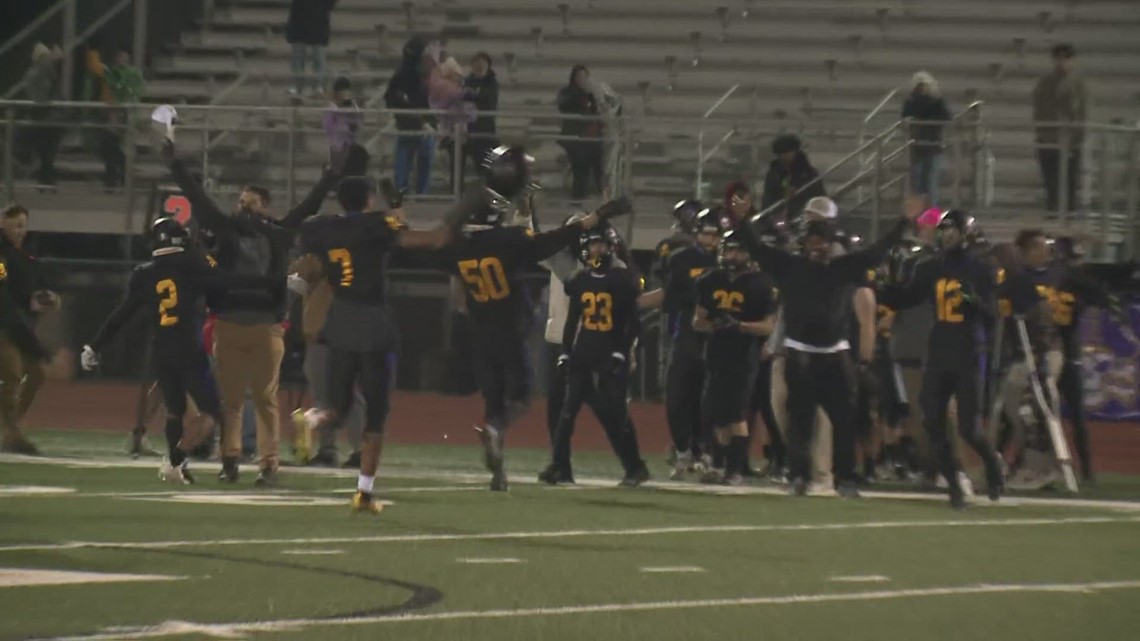 Rogers secures state playoff spot by winning 2A Kansas tiebreaker