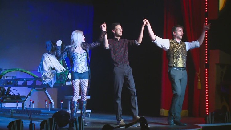 Magician Nick Norton continues to wow Silverwood crowds with 'Phantasm' magic show