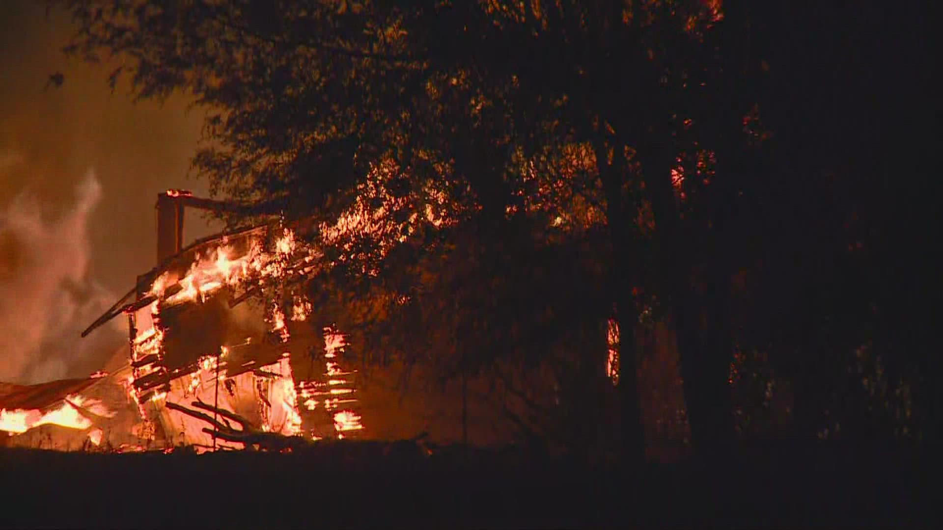 A brush fire broke out Sunday afternoon, prompting level 3 evacuations, burning 109 acres.