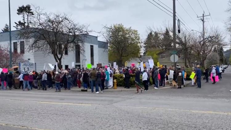 Hundreds gather in downtown Coeur d'Alene for Kootenai County Women's March