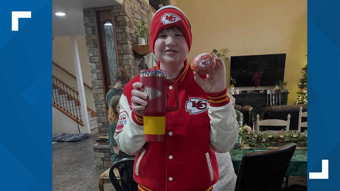 Medical Lake High School honors terminally ill student Owen Pitts