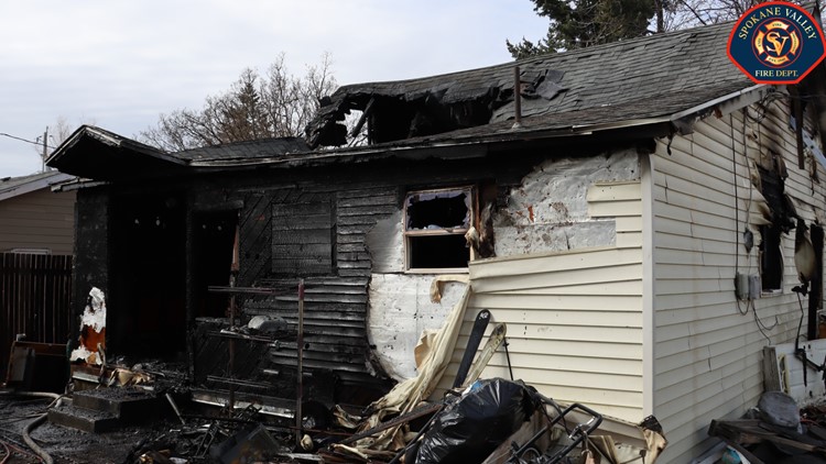 Man arrested for allegedly setting fire to abandoned Spokane Valley home