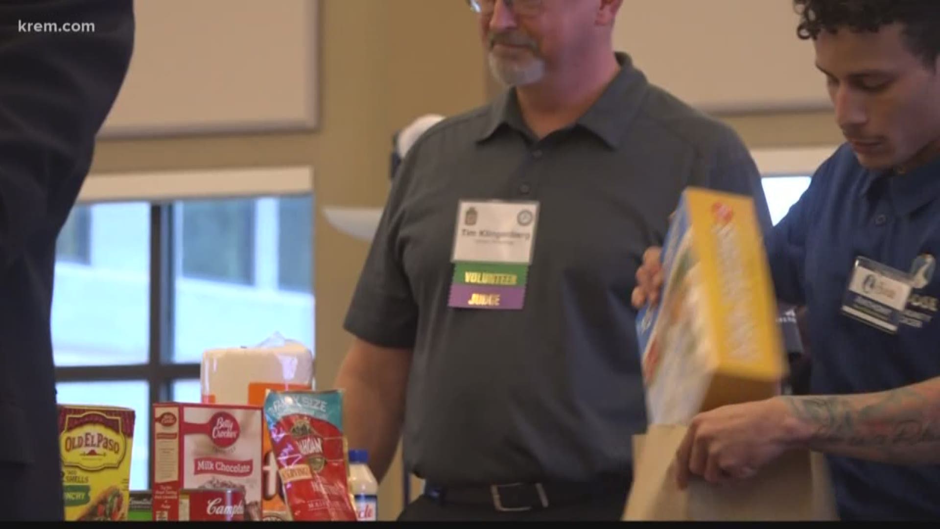 Mead Yoke&rsquo;s clerk wins &lsquo;best bagger&rsquo; title for second year in a 