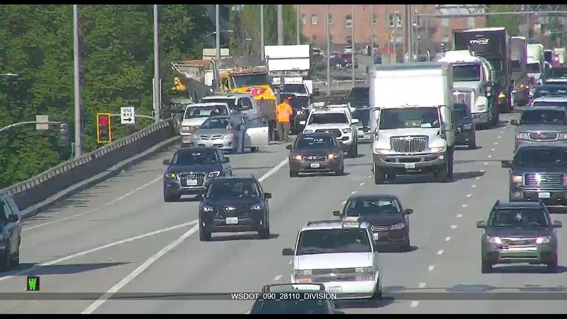 Traffic accident prompts delays on eastbound I-90 at Division Street ...
