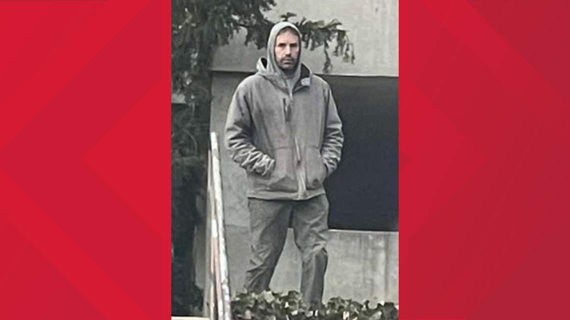 Pullman Police Man wanted for indecent exposure on College Hill