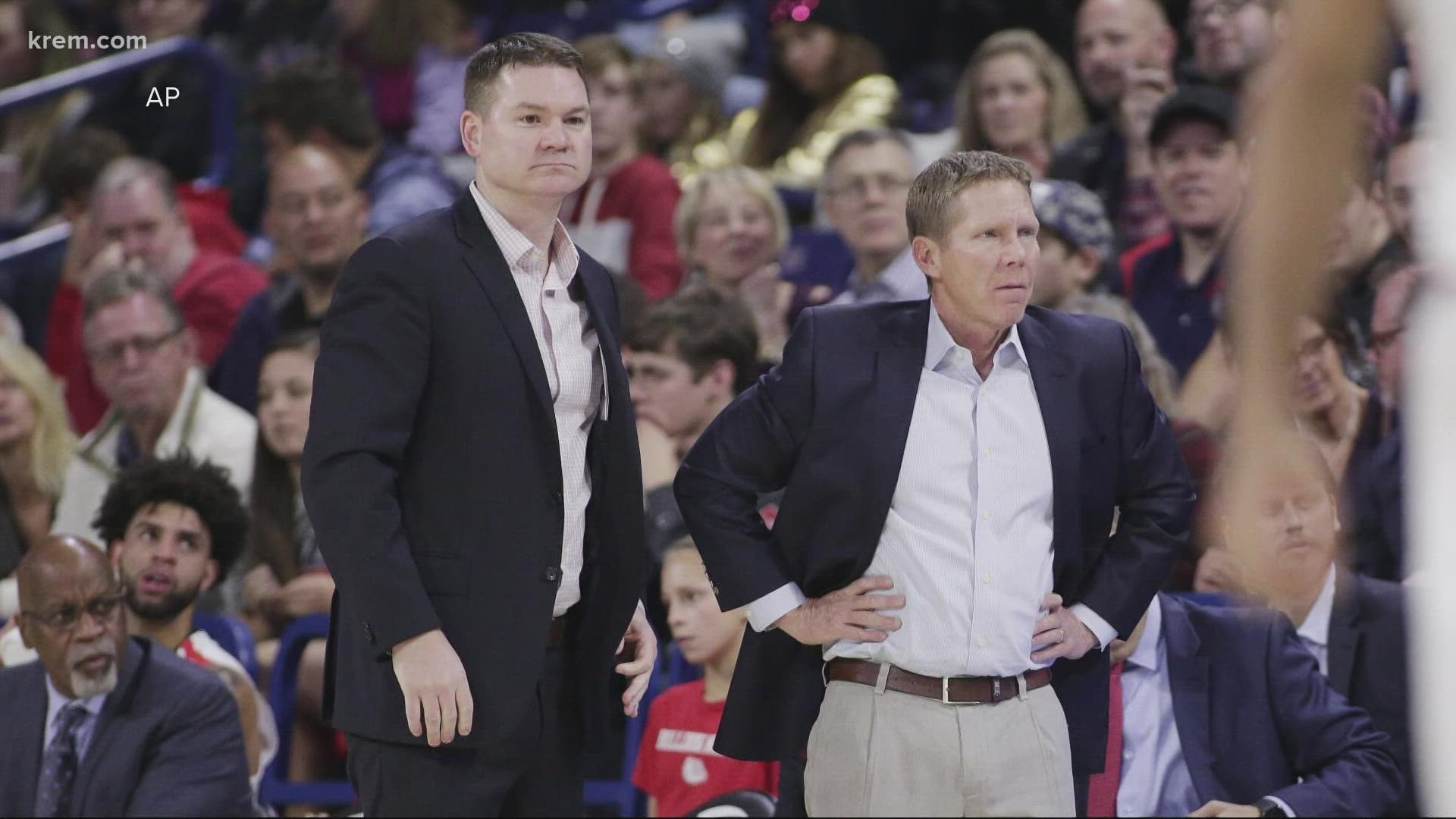 Arizona Head Coach Tommy Lloyd caught up with Mark Few and other Gonzaga coaches during a visit to the Spokane area to play WSU.
