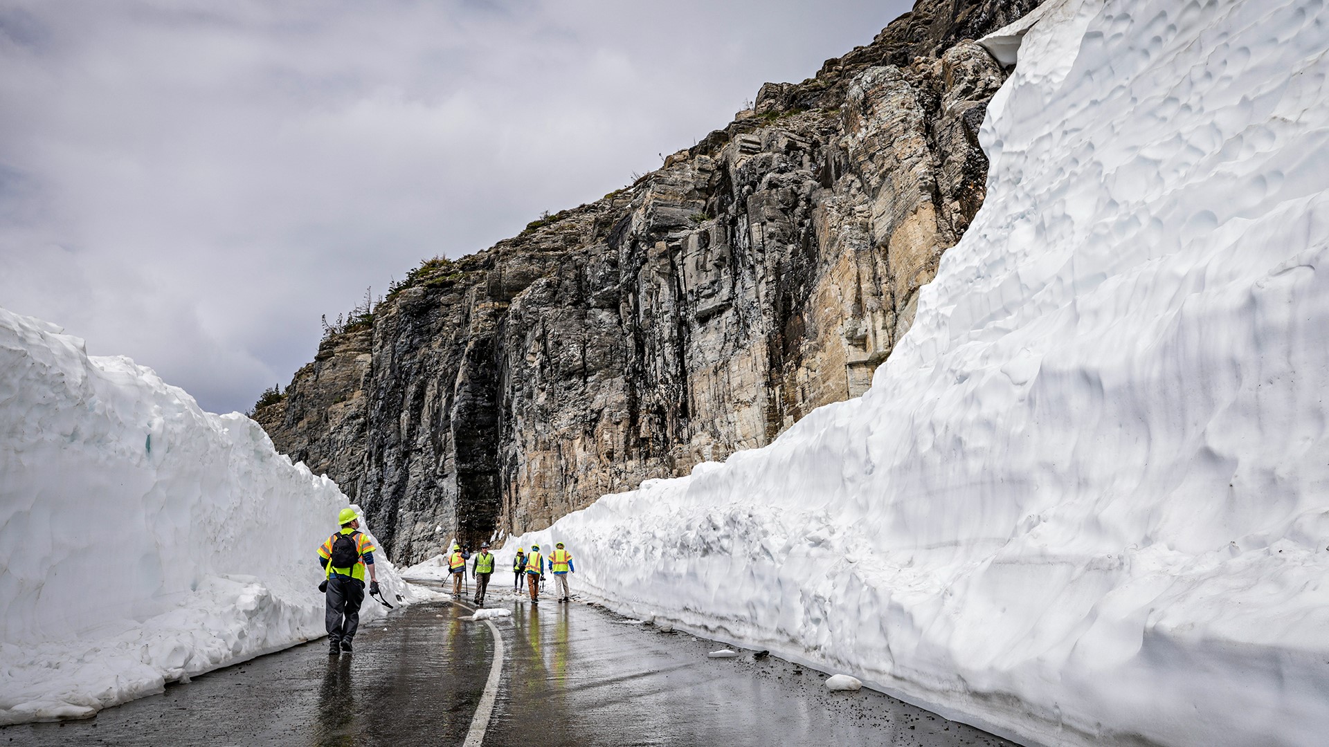 Glacier National Park s Going to the Sun Road Is Open Krem