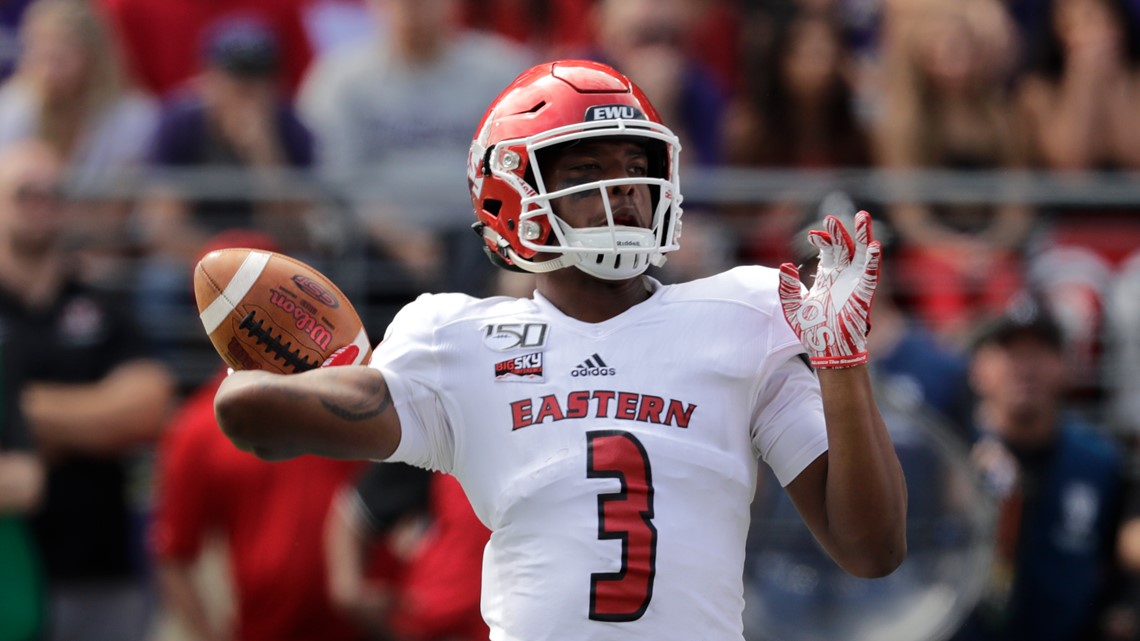 Fulk] Guys, this Eric Barriere signing may be the biggest acquisition in  history of the USFL (draft and free agency)…let me explain why: The 2021  Walter Payton Award winner (given to best