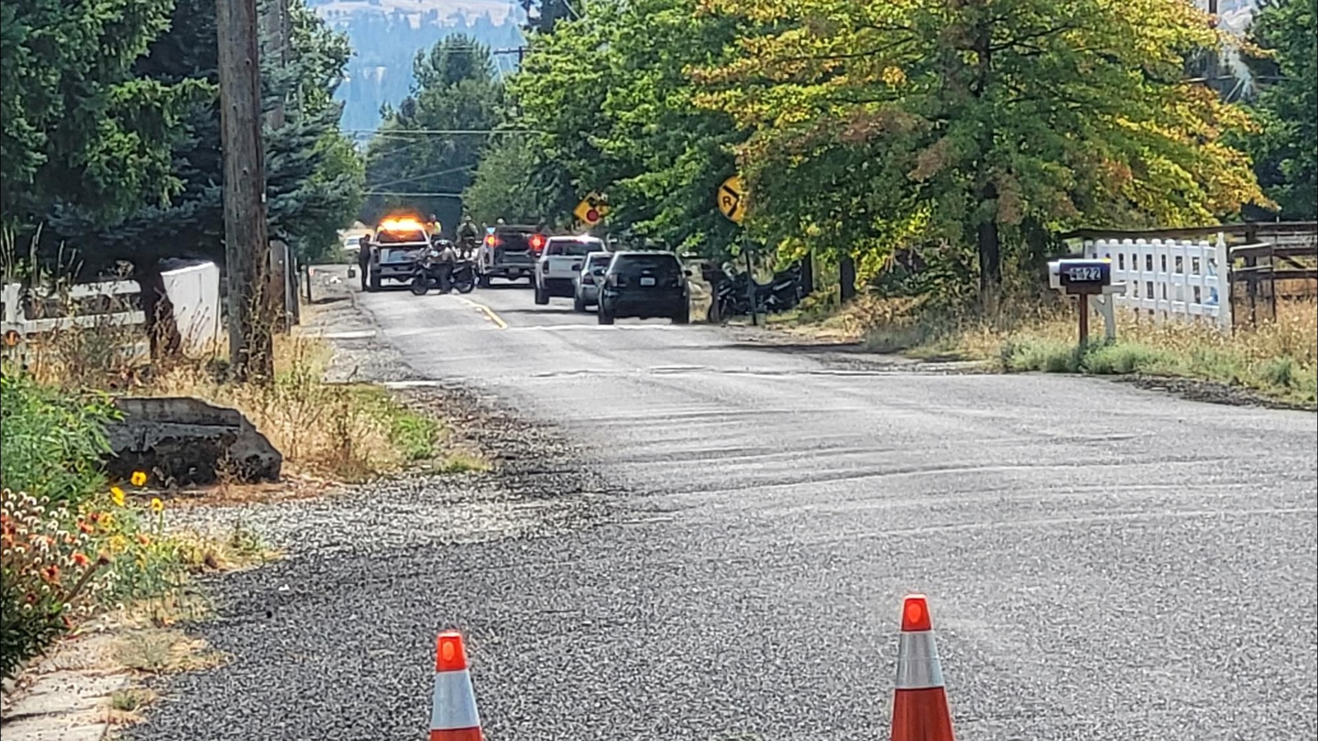 1 person seriously injured in crash involving train and pickup truck in