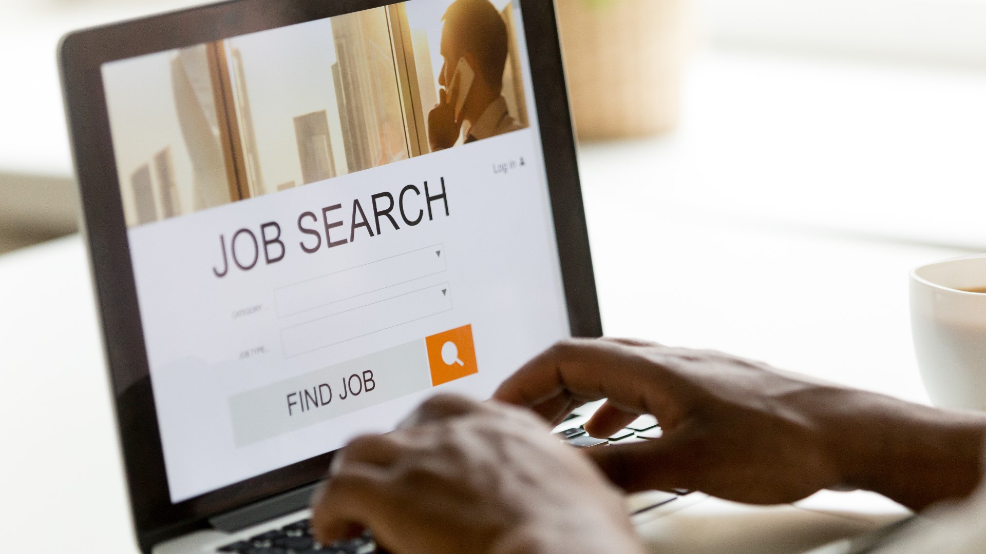 Gov. Inslee signs off on new law requiring salary ranges in new job  postings | krem.com