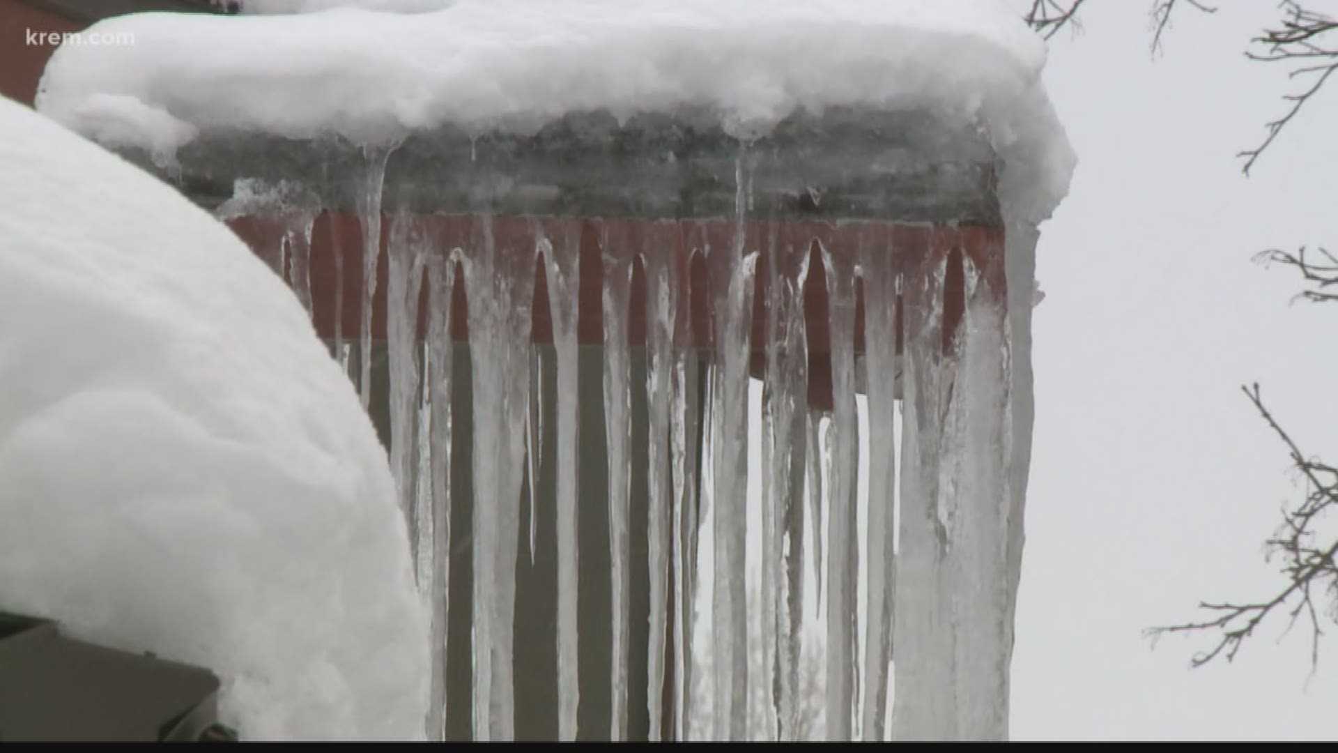 KREM Reporter Shayna Waltower spoke with local experts on whether those icicles hanging from you house are dangerous.