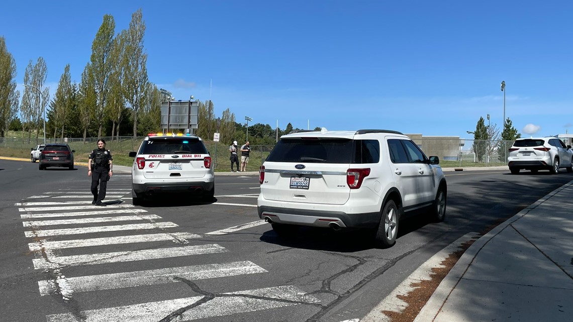 Police say no evidence of active threat at Pullman High School - Vimarsana News
