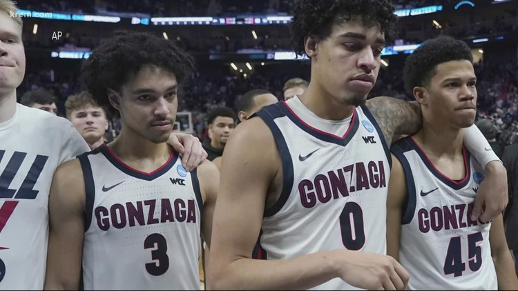 Top-ranked Gonzaga falls to Arkansas in March Madness Sweet 16