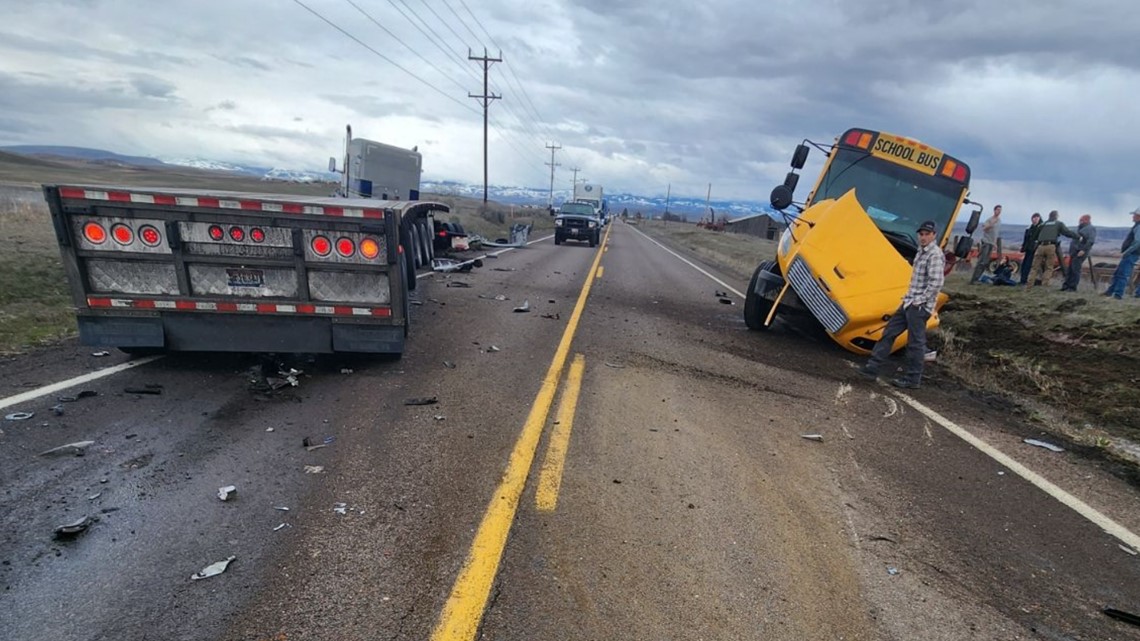Semi-truck crashes into school bus in Idaho on Monday - Vimarsana News