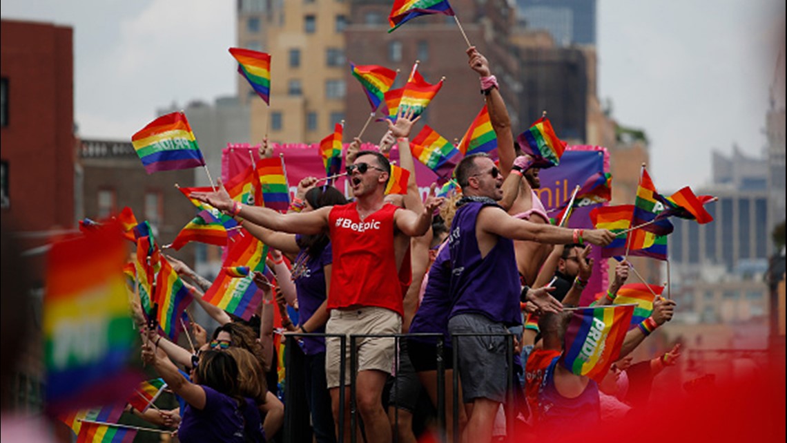 nyc gay pride parade time