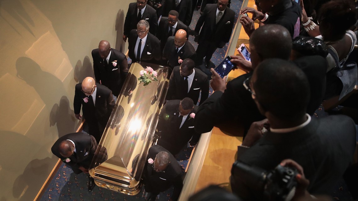 Photos Aretha Franklins Funeral In Detroit